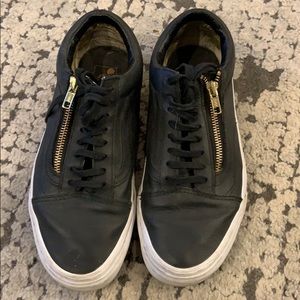 Women’s vans size 9